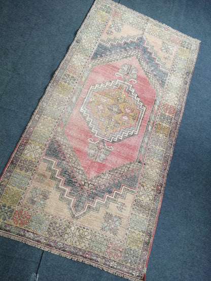 6.10 X 4  Muted Oushak Rug Turkish Rug Vintage Kitchen Rug Wool Runner Rug  Oushak Rug