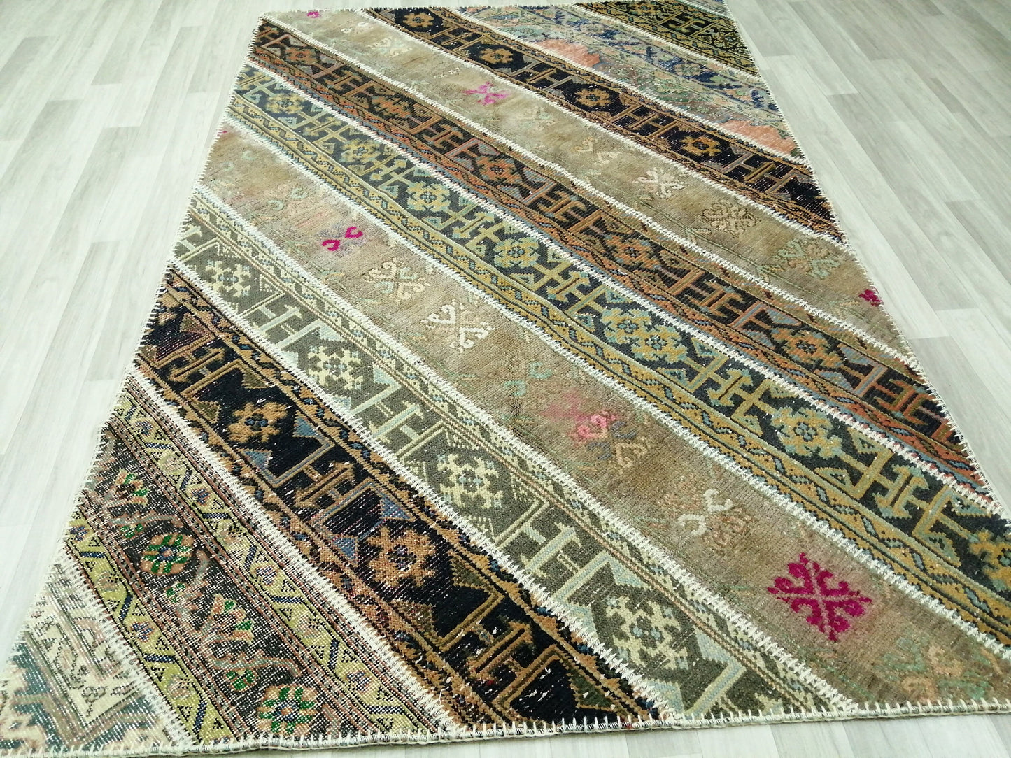 Hand Made Patchwork Rug, Oushak Rug, Rustic Rug, Bohemian Rug, Rug Runner, Turkish Rug, Farmhouse Rug, Vintage Rug, Wool rug