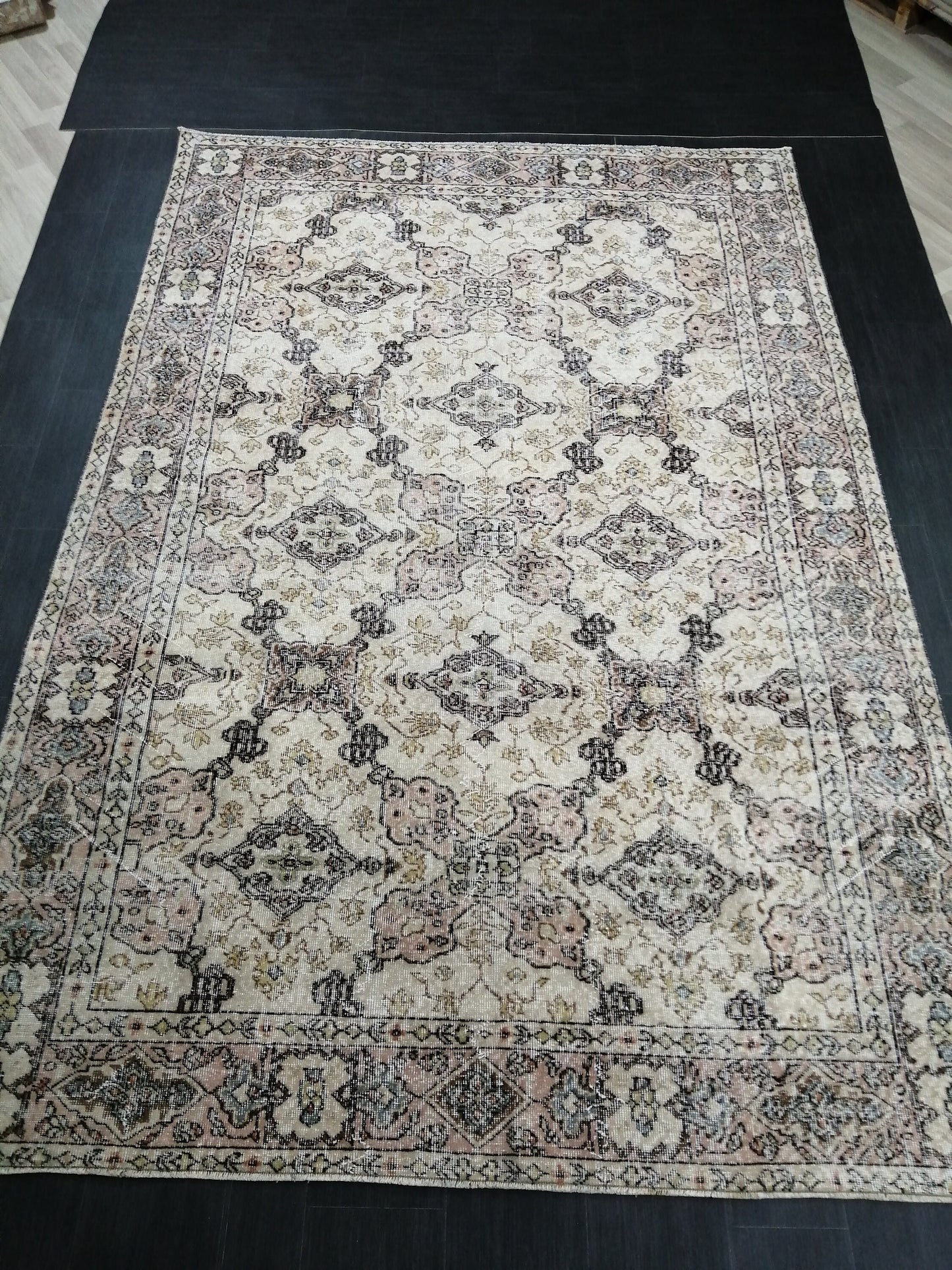 7 x 10.4 Vintage Rug TURKISH HAND MADE Rug Vintage Turkish Rug Oushak Rug  Traditional Rug, Turkish Rug, Vintage Oushak Rug, Wool Rug 7x10