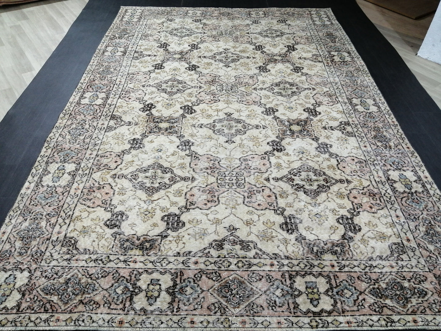 7 x 10.4 Vintage Rug TURKISH HAND MADE Rug Vintage Turkish Rug Oushak Rug  Traditional Rug, Turkish Rug, Vintage Oushak Rug, Wool Rug 7x10