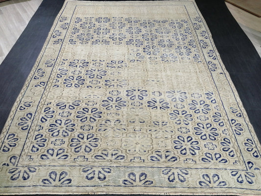 Blue Floral Rug Distressed Vintage Rug Muted 6.8 x 9.4 Vintage Rug Wool Oushak Rug Hand Made Area Rugs Vintage Turkish Rug