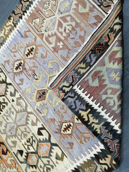 5.7 x 9.8 Rug Vintage Kilim Handmade Rug, Flatwoven Oushak Rug, Rustic Rug, Flat Weave Rug, Turkish Rug, Farmhouse Rug, Vintage Wool rug