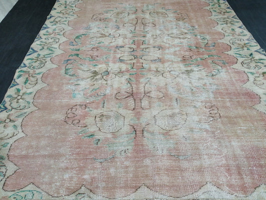 Distressed Vintage Rug 6.2 x 7.4 Hand Made Rug, Antique Rug, Rustic Rug, Floral Rug Turkish Rug, Farmhouse Rug, Vintage Rug, Wool rug