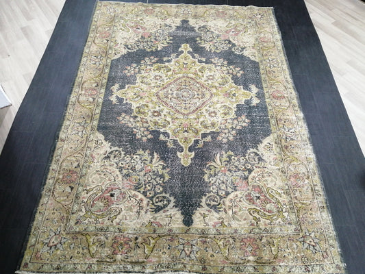 Muted OUSHAK RUG 9.6 x 6.8 Vintage Rug Wool Oushak Rug Hand Made Rugs Vintage Turkish Rug