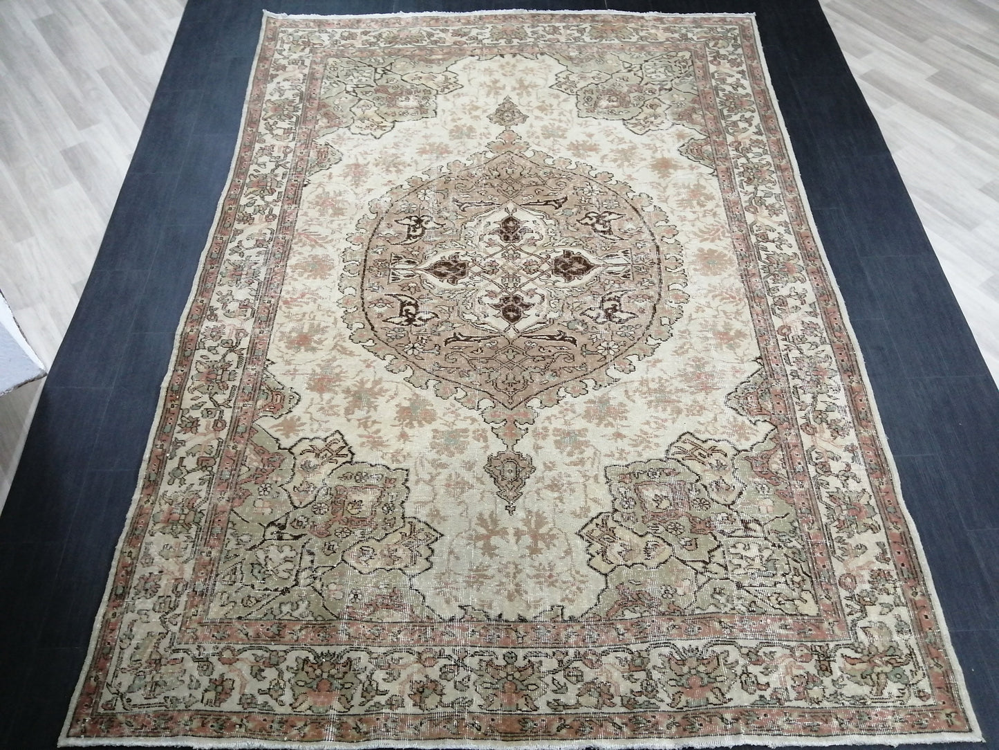 Muted Vintage Rug 6.9 x 9.8 Oushak Rug Vintage Wool Oushak Rug Hand Made Rugs Vintage Turkish Rug