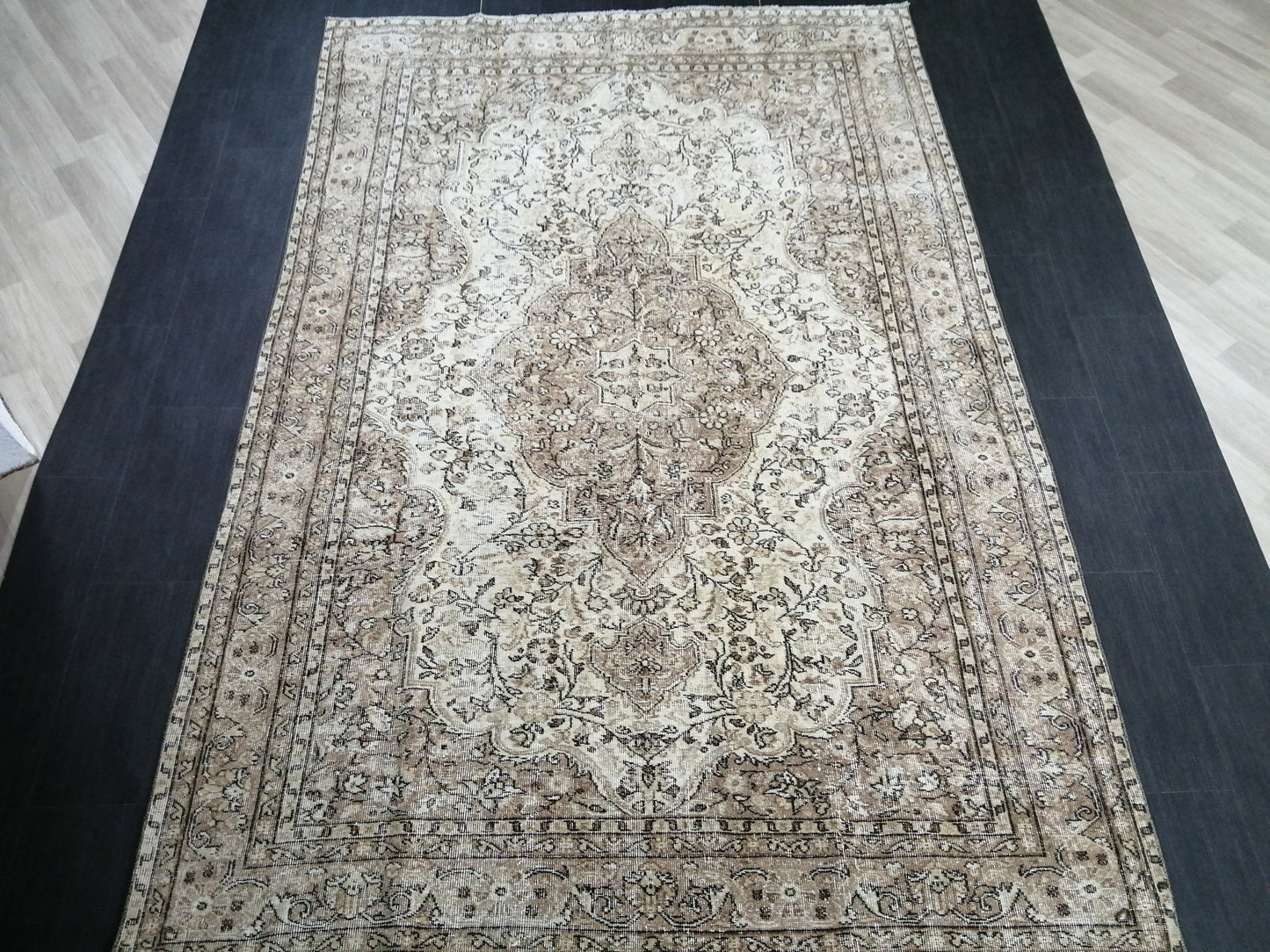 Neutral Rugs, 6.5 x 9.8 Vintage Rug Hand Made Rug, Muted Oushak Rug, Rustic Rug, Turkish Rug, Farmhouse Rug, Wool rug