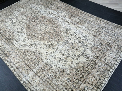 Neutral Rugs, 6.5 x 9.8 Vintage Rug Hand Made Rug, Muted Oushak Rug, Rustic Rug, Turkish Rug, Farmhouse Rug, Wool rug