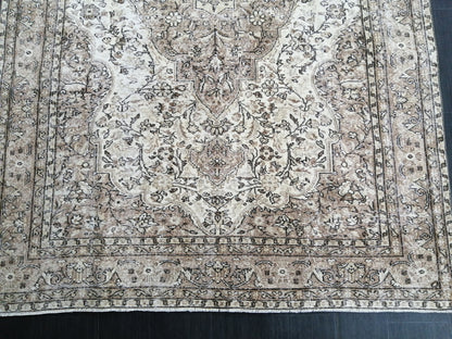 Neutral Rugs, 6.5 x 9.8 Vintage Rug Hand Made Rug, Muted Oushak Rug, Rustic Rug, Turkish Rug, Farmhouse Rug, Wool rug