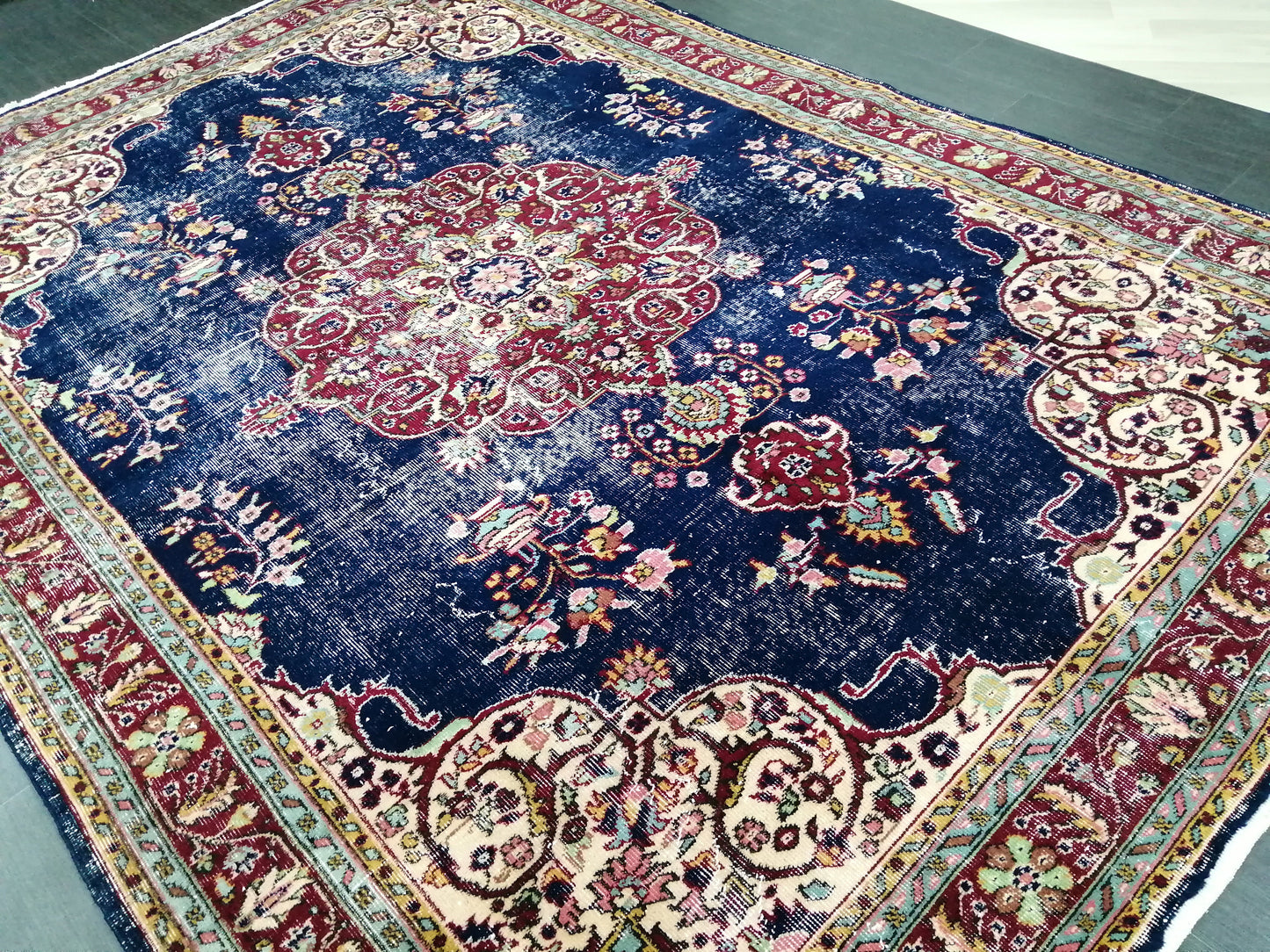 Blue Floral Rug Distressed Vintage Rug 9.9 x 6.9 Vintage Rug Wool Oushak Rug Hand Made Rugs Vintage Turkish Rug