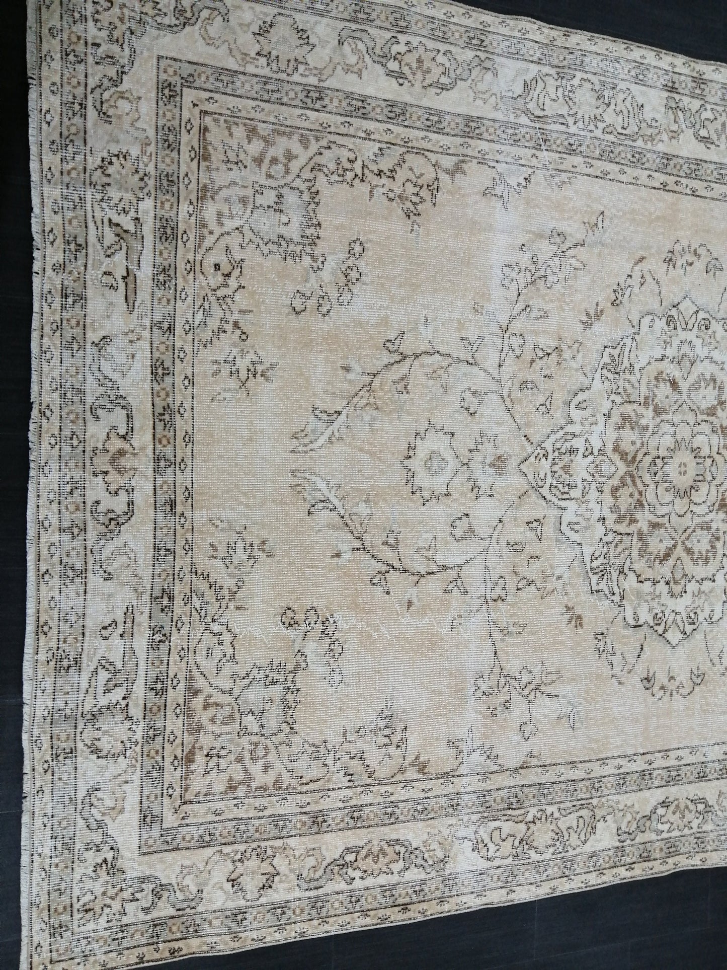 Neutral Rug 6.5 x 9.6 Neutral Vintage Oushak Rug Muted Vintage Rug Wool Muted Oushak Rug Hand Made Rugs Vintage Turkish Rug
