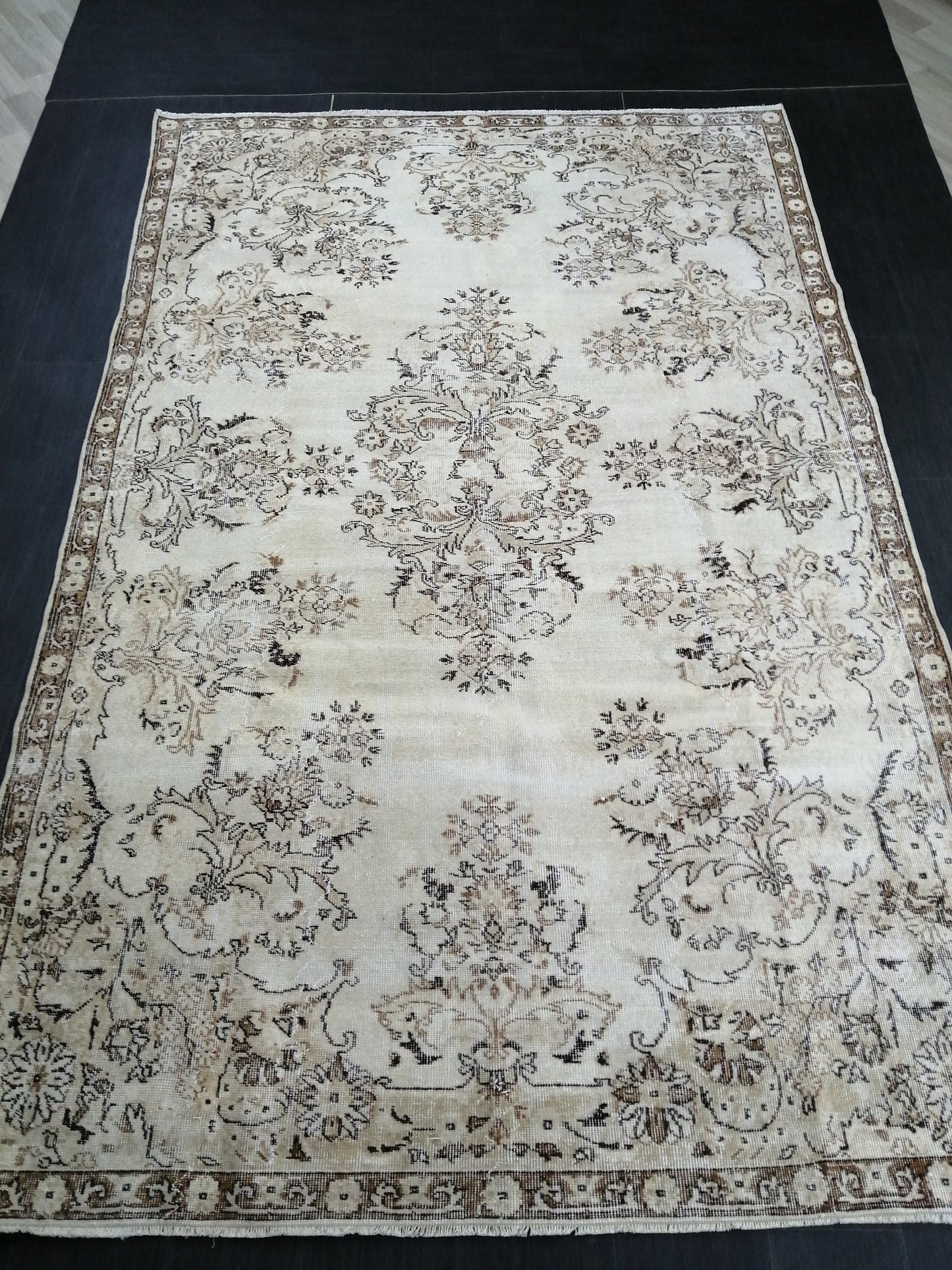 Neutral Rug 6.5 x 10.3 Hand Made Rug, Muted Oushak Rug, Rustic Rug, Boho Runner, Turkish Rug, Farmhouse Rug, Vintage Rug, Wool rug