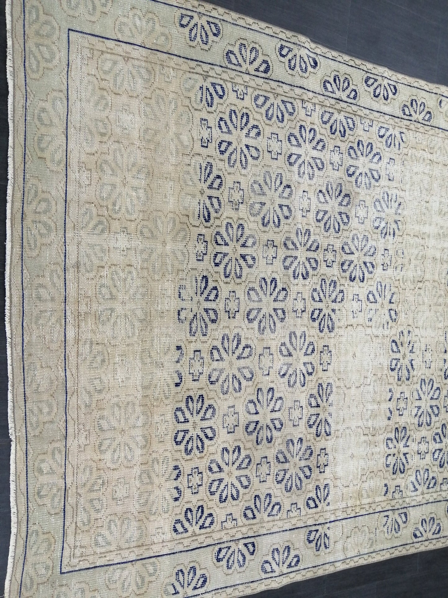 Blue Floral Rug Distressed Vintage Rug Muted 6.8 x 9.4 Vintage Rug Wool Oushak Rug Hand Made Area Rugs Vintage Turkish Rug