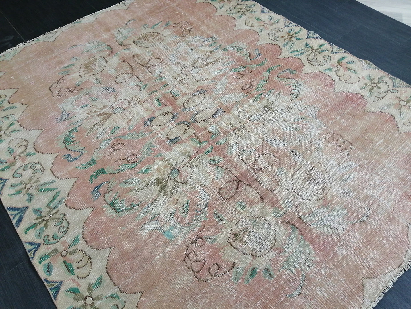 Distressed Vintage Rug 6.2 x 7.4 Hand Made Rug, Antique Rug, Rustic Rug, Floral Rug Turkish Rug, Farmhouse Rug, Vintage Rug, Wool rug