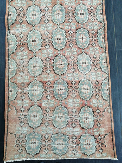 Muted Oushak Runner Rug 2.7 x 9.4 Distressed Runner Rug Vintage Runner Rug Hallway Runner Rug Kitchen Runner Rug Wool Runner