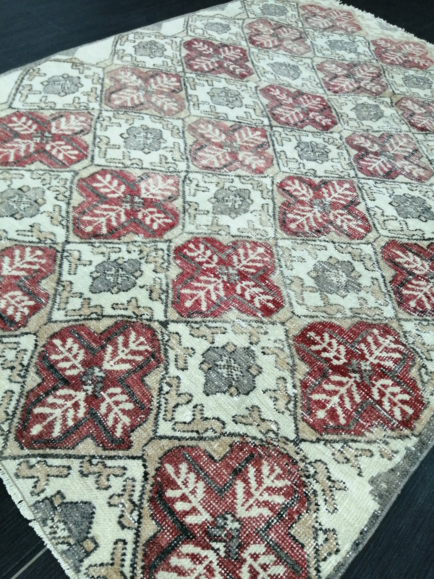 Floral OUSHAK RUG TURKISH 6.2 x 4.4 Vintage Rug Vintage Wool  Hand Made Rugs Vintage Turkish Rug