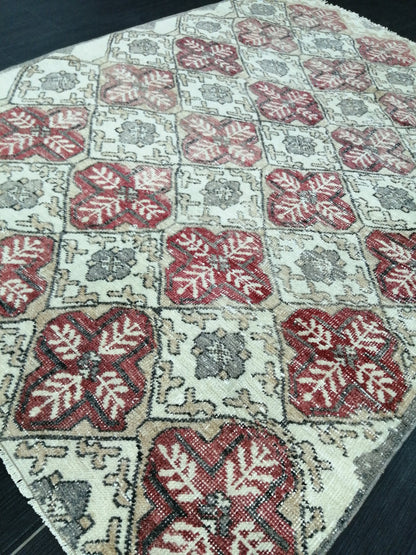 Floral OUSHAK RUG TURKISH 6.2 x 4.4 Vintage Rug Vintage Wool  Hand Made Rugs Vintage Turkish Rug