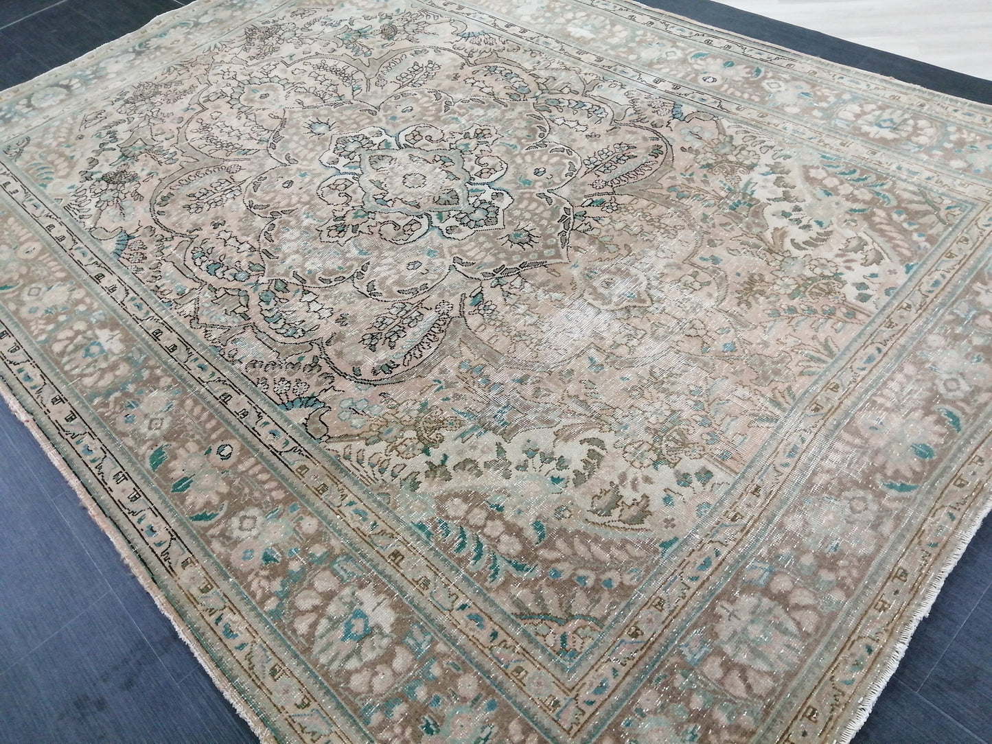 Vintage Handmade Persian Rug 6.5 x 9.6 Vintage Oriental Rugs  MUTED Vintage Persian Rug Living room Rug, Vintage Oushak Rug, Wool Rug