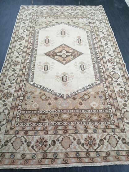 Neutral Rugs, 5.2 X 9 ft Vintage Rug Muted Oushak Rug, Rustic Rug, Turkish Rug, Farmhouse Rug, Wool rug