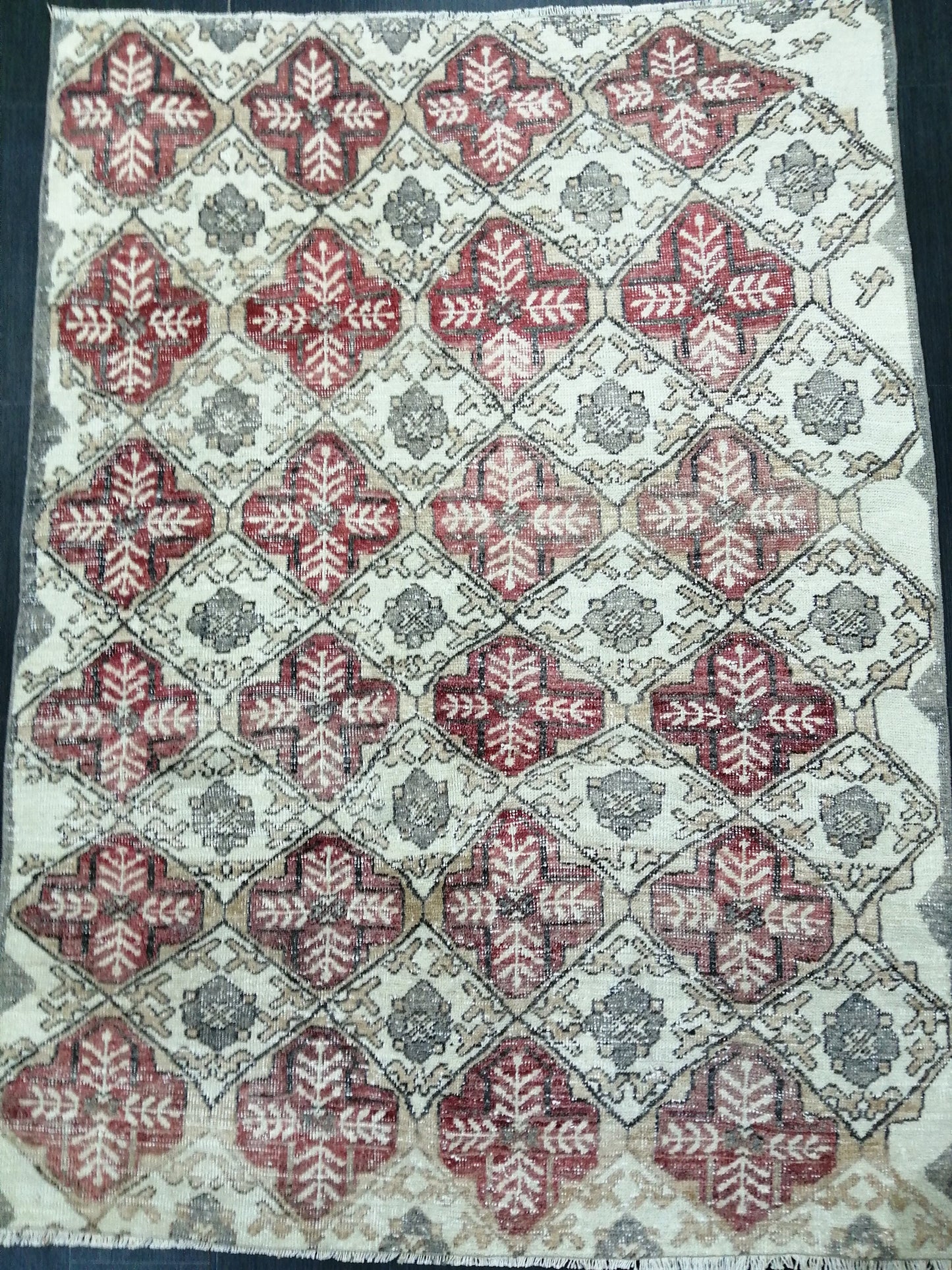 Floral OUSHAK RUG TURKISH 6.2 x 4.4 Vintage Rug Vintage Wool  Hand Made Rugs Vintage Turkish Rug