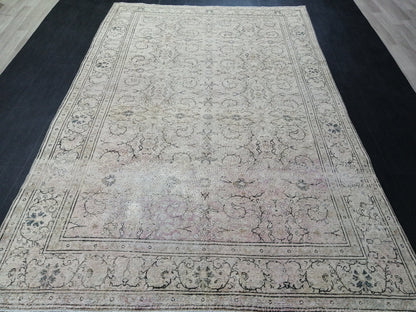 Muted Distressed Vintage Rug 9.2 x 6 Turkish  Rug, Muted Rug Oushak Rug Floral Rug Oriental Rug Antique Rug