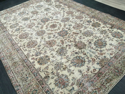 Floral Vintage Rug OUSHAK 7 x 9.8 TURKISH Rug Oriental Vintage Wool Rug Hand Made Rugs Vintage Turkish Rug