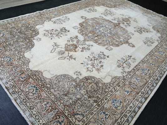 Vintage Rugs TURKISH HAND MADE Rugs   Vintage Turkish Rugs   Orienta Rug 7 x 10.4 Traditional Rug,  Vintage Persian Rug, Wool Rug