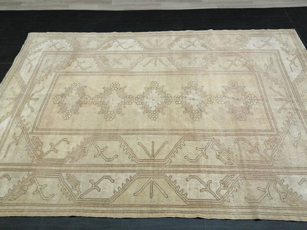 Muted Vintage RUG 6.4 x 9.4 TURKISH Rug Distressed Vintage  Rug Wool Oushak Rug Large Hand Made Rugs Vintage Turkish Rug 7x10