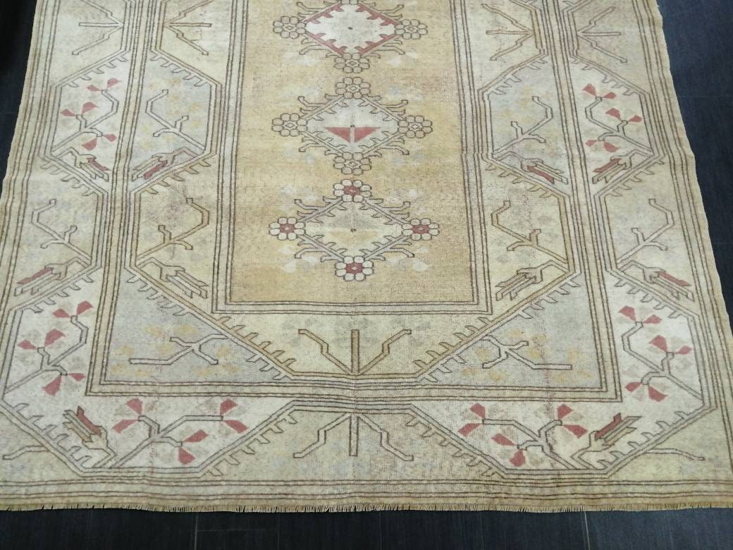 Muted Turkish Rug 9.4 x 6.7 Muted Oushak Rug Muted Vintage  Rug Wool Oushak Rug Hand Made Rugs Vintage Turkish Rug