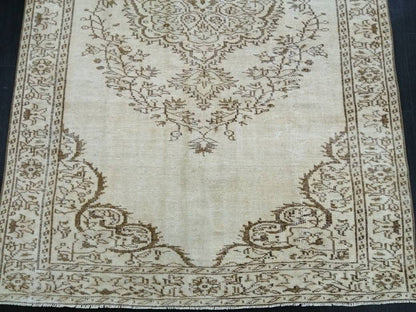 Neutral Wool Rug 5.7 x 9 Neutral Hand Made Rug, Neutral Oushak Rug, Rustic Rug, Turkish Rug, Farmhouse Rug, Vintage Rug 6x9 Neutral rug