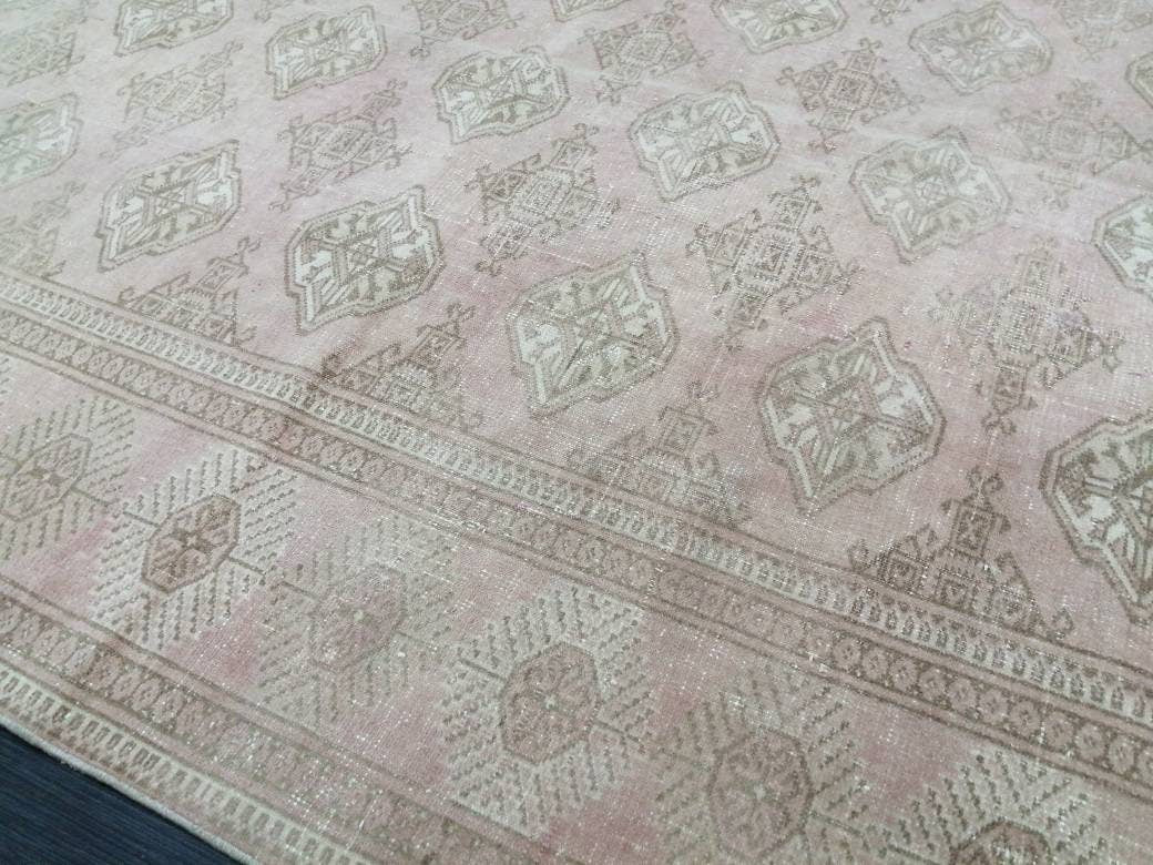 VINTAGE RUG 9 x 6.2 soft Pink Oushak Rug Vintage Light Pink Rug  Hand Knotted Rug Wool Oushak Rug Hand Made Rugs Vintage Turkish Rug