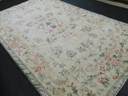 Persian RUG Floral Vintage Muted Oushak Rug 5.7 x 9.9 Large Vintage Rug Wool Oushak Rug Hand Made Rugs Vintage Turkish Rug 5.7x9.9 Oriental