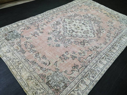 Soft Pink Vintage Turkish Rug 5.2 x 8.9 Vintage Persian Rug Muted Oriental Rug Wool Oushak Rug Hand Made Rugs Vintage Turkish