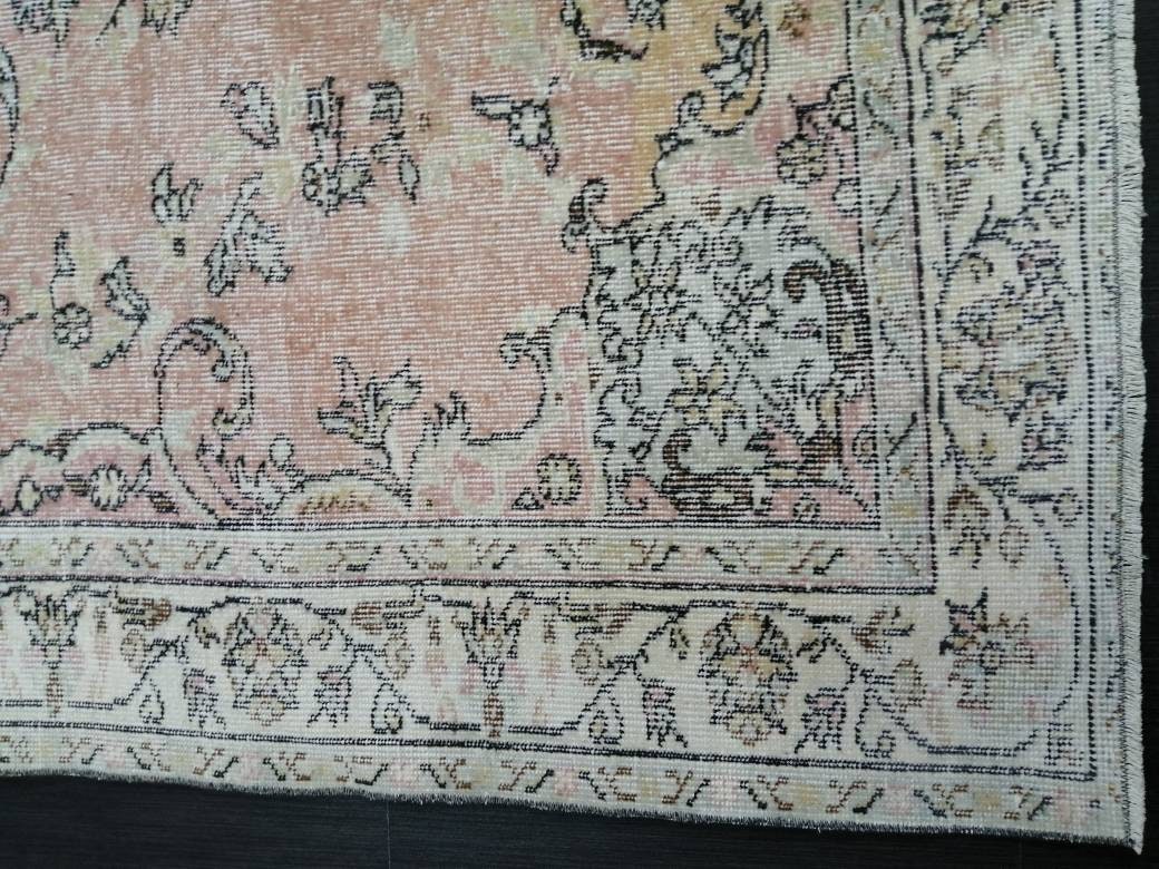 Soft Pink Vintage Turkish Rug 5.2 x 8.9 Vintage Persian Rug Muted Oriental Rug Wool Oushak Rug Hand Made Rugs Vintage Turkish