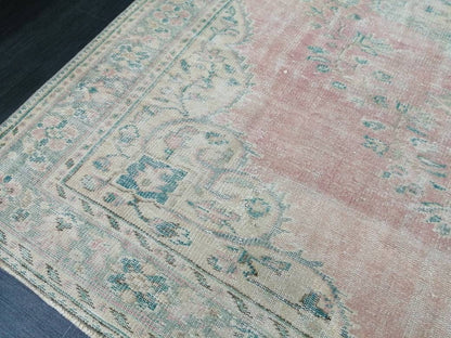 Large Vintage RUG Vintage TURKISH Rug 6.7 x 9 Vintage Distressed  Rug Vintage Oushak Rug Hand Made Rugs Antique Turkish Rug Oriental Rug
