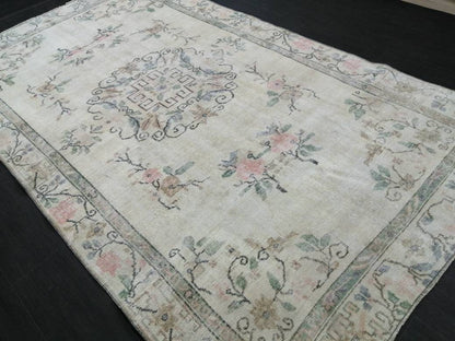 MUTED Rug, 5 x 8.6 Vintage Hand Made Rug, Oushak Rug, Faded Rustic Rug, ORIENTAL Rug, Turkish Rug, Farmhouse Rug, Vintage Persian rug