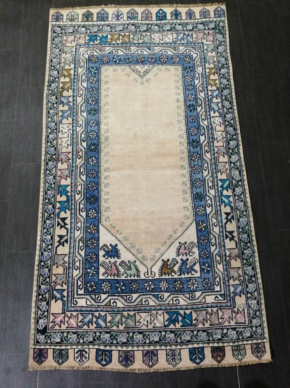 Muted Turkish Vintage Hand Made Rug, 3.7 x 7  Oushak Rug, Rustic Rug, Muted Rug, Vintage Turkish Rug, Farmhouse Rug, Vintage Rug, Wool rug