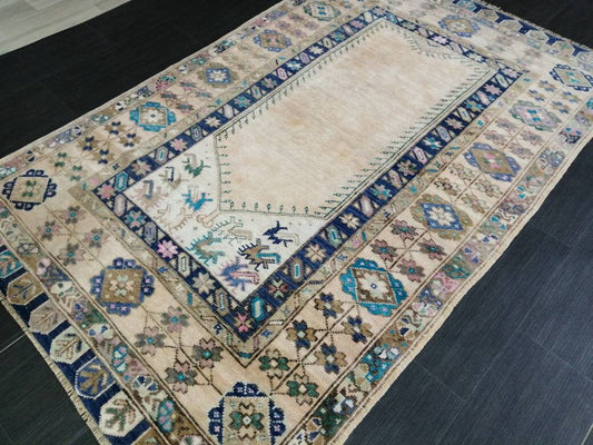 Muted Turkish Vintage Hand Made Rug, 3.7 x 6 Oushak Rug, Rustic Rug, Muted Rug, Vintage Turkish Rug, Farmhouse Rug, Vintage Rug, Wool rug