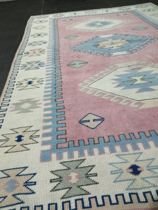 Vintage Turkish Rug 5.2 x 7.7 Oushak Rug Hand Made Rugs Vintage Persian Rug