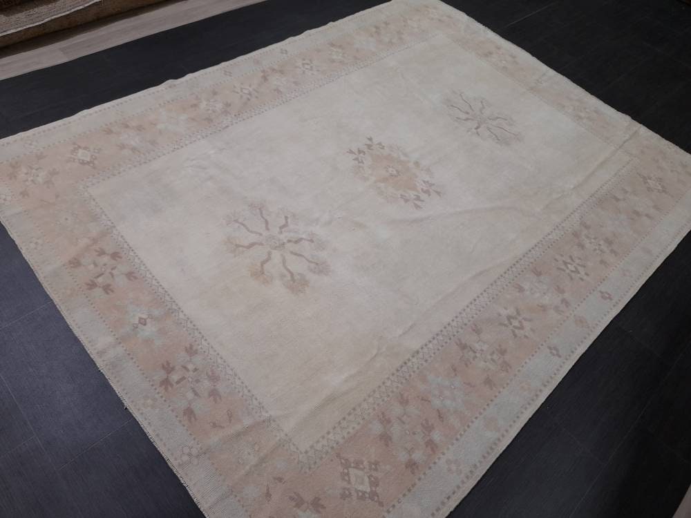 MUTED Vintage Rug, 6.8 x 8.8 Rug, Turkish Rugs, Hand Made Rug, Muted Persian Rug  Turkish Rug Muted Wool Rug Vintage Rug Muted Oriental Rug