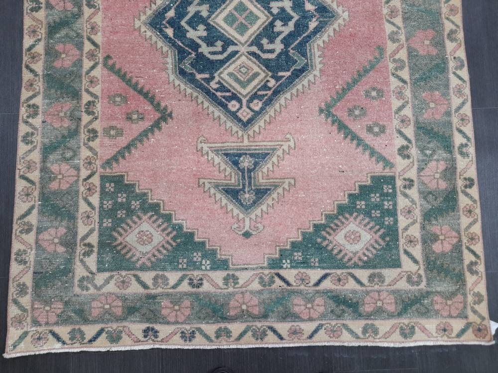 Vintage Oriental RUG Muted 4.6 x 6.4 Vintage TURKISH Rug Muted Vintage Persian Rug Vintage Wool Pink and Green Rug Muted Hand Made Rug