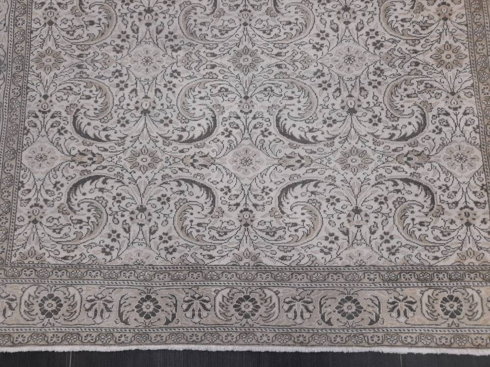 MUTED TURKISH RUG 6.5 x 9.4  Neutral Oushak Rug Vintage Oushak Rug Vintage Rug Wool Hand Made Rug Neutral Persian Rug Vintage Oriental Rug