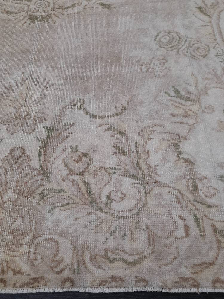 Muted Turkish muted Vintage Antique Rug Vintage Wool Muted Oriental Rug 6.3 x 9.8 Hand Made Rug Hand Knotted  Rug Neutral Wool on wool rug