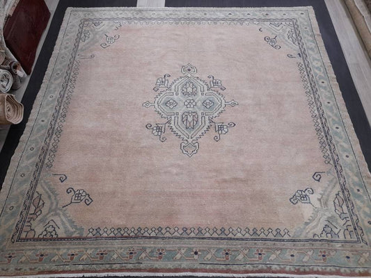 SQUARE RUG Antique 9.5 x 9.5 Rug TURKISH Oushak Rug Vintage Rug Wool Antique Rug Hand Made Rug Vintage Oriental Rug Natural Wool and Dye