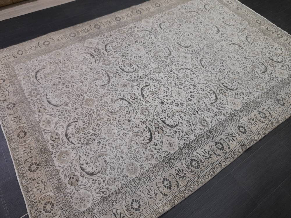 MUTED TURKISH RUG 6.5 x 9.4  Neutral Oushak Rug Vintage Oushak Rug Vintage Rug Wool Hand Made Rug Neutral Persian Rug Vintage Oriental Rug