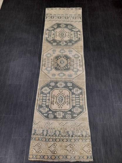 Muted Wool Vintage Runner Rug 2.5 x 9.5 Turkish Runner Rug Vintage Handmade Runner Rug Hallway Runner Rug Kitchen Runner Short Wool Runner