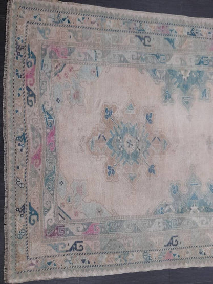 Muted OUSHAK RUG TURKISH Oushak Neutral Rug Vintage 4.7 x 8.9 Rug Wool Large Rug Hand Made Rugs Vintage Turkish Rug Vintage Living room rug