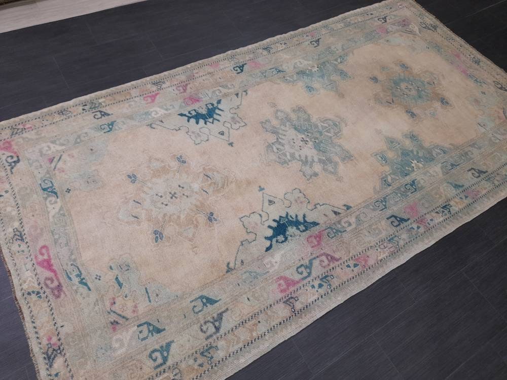 Muted OUSHAK RUG TURKISH Oushak Neutral Rug Vintage 4.7 x 8.9 Rug Wool Large Rug Hand Made Rugs Vintage Turkish Rug Vintage Living room rug