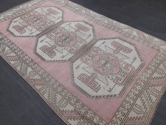 Vintage Turkish Rug, Dusty Pink Oushak Rug 4 x 6.8 Distressed Hand Knotted Wool Vintage Rug, Oriental Rugs, Fun Rug, Hand Made Rug 4x7 Rug