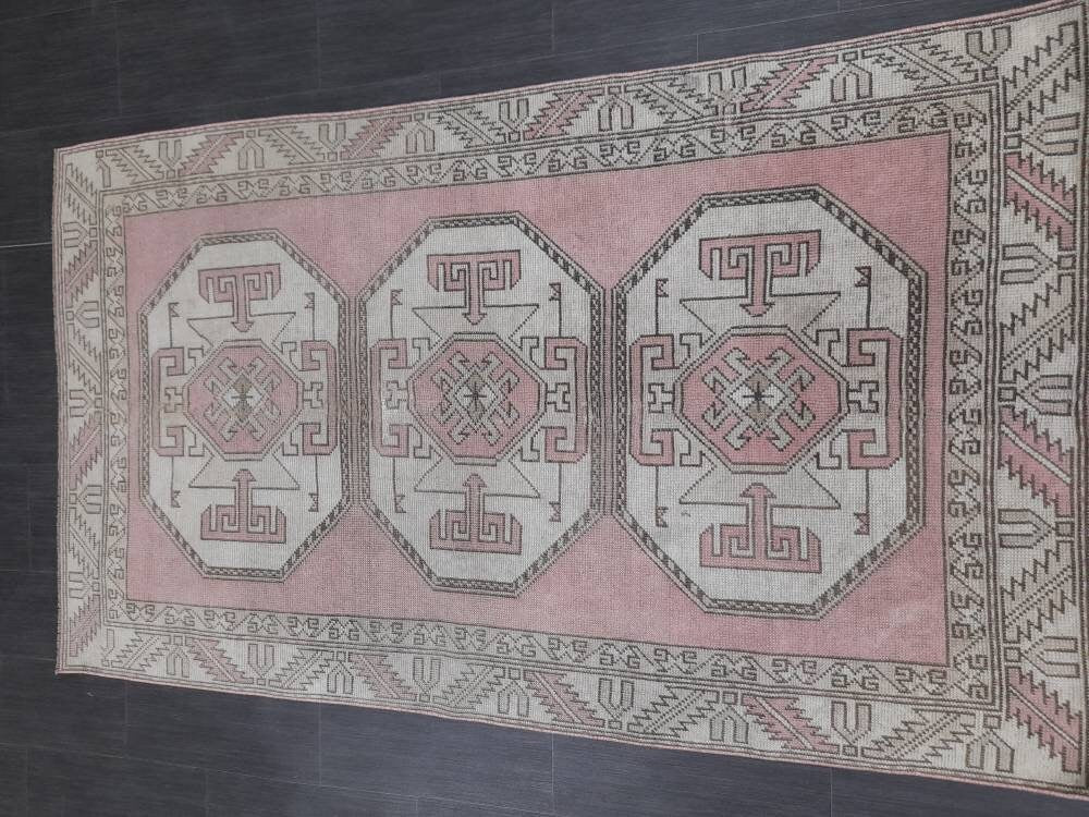 Vintage Turkish Rug, Oushak Rug 4 x 6.8 Distressed Hand Knotted Wool Rug, Oriental Rugs, HandMade Rug 4x7