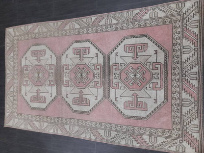 Vintage Turkish Rug, Oushak Rug 4 x 6.8 Distressed Hand Knotted Wool Rug, Oriental Rugs, HandMade Rug 4x7